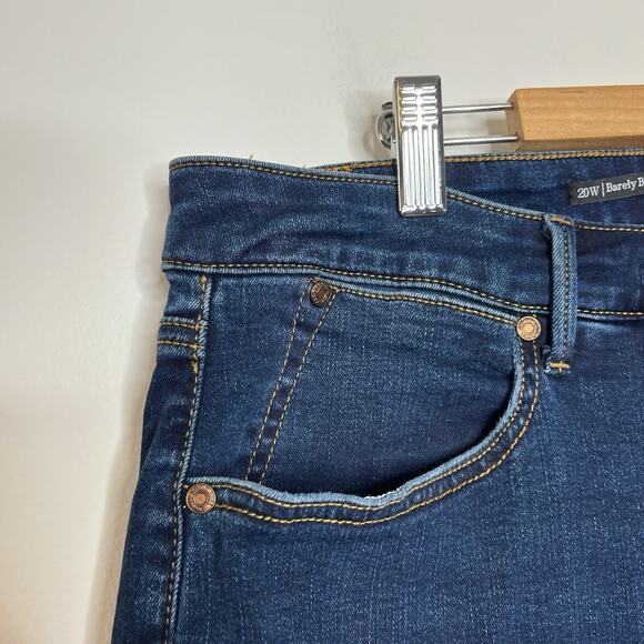 Talbots Barely Boot Cut Jeans Womens Size 20W Mid Rise Dark Wash Bootcut Stretch - Picture 2 of 6